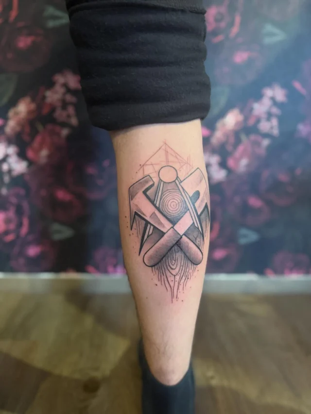 Dachdeckerwappen ☺️

#tattoo #ink #inked #tattoostudio #laichingen