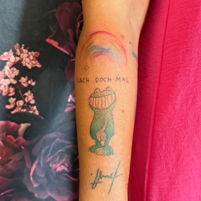 Günter Kastenfrosch ❤️ für eine liebe Freundin 

#tattoo #color #rainbow #inked #inkaddict